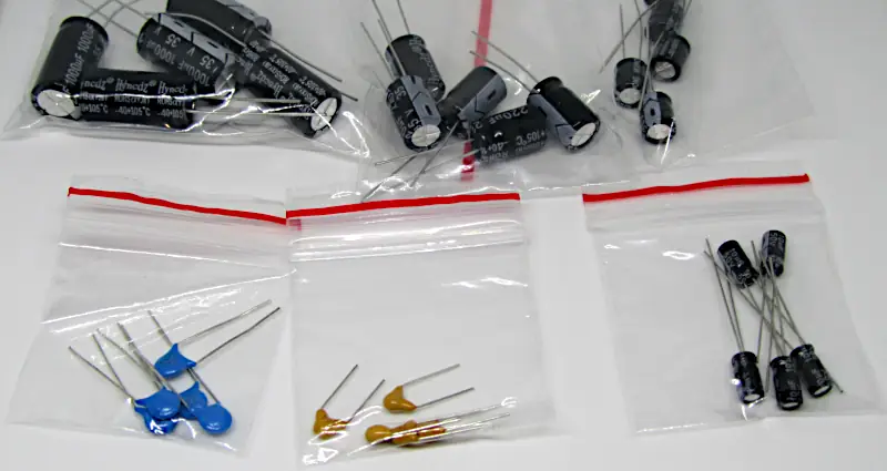 Electronic capacitors kit