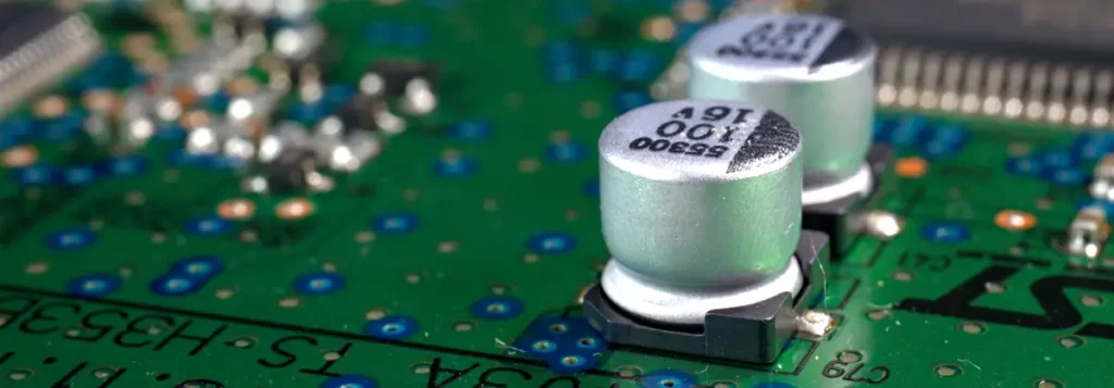 Surface mount electrolytic capacitors on a circuit board